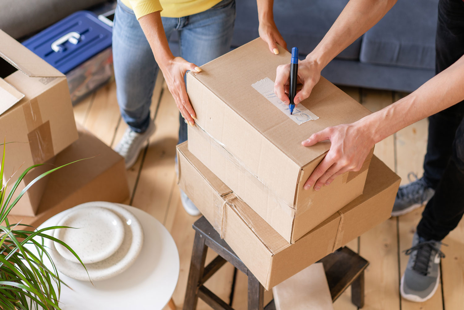 Master The Art Of Moving Box Labels With These 5 Tips